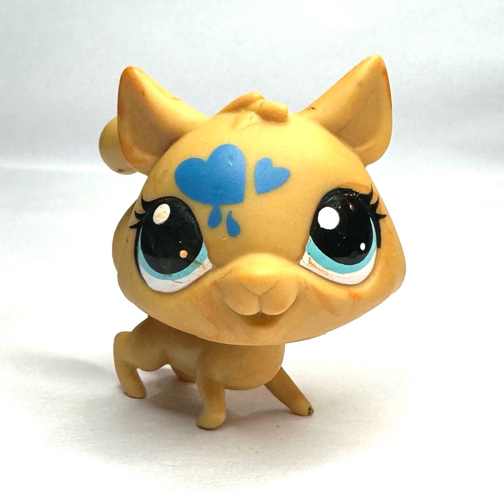 Hasbro Littlest Pet Shop (LPS) RETIRED Paint Splashing Cat #3530, Tan cat